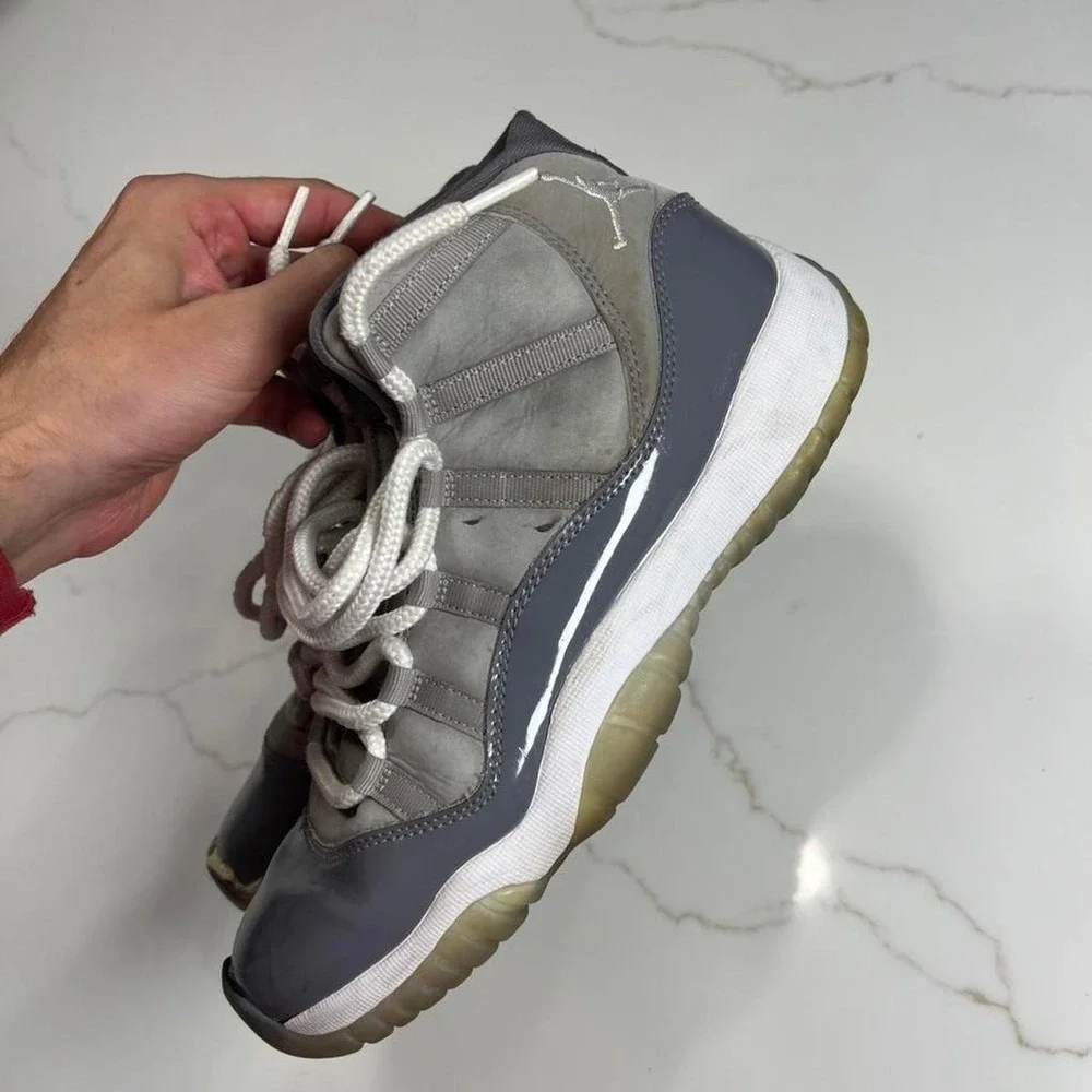 Jordan Air Jordan 11 Retro Cool Grey GS 378038-005 Sneakers Size 7Y Mens 7